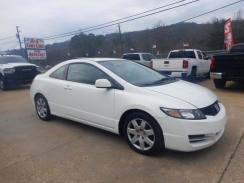 Used 2011 Honda Civic LX image 3