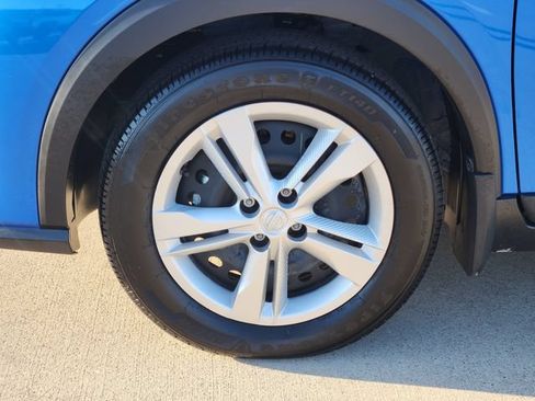 Used 2025 Nissan Kicks Play S FWD image 16