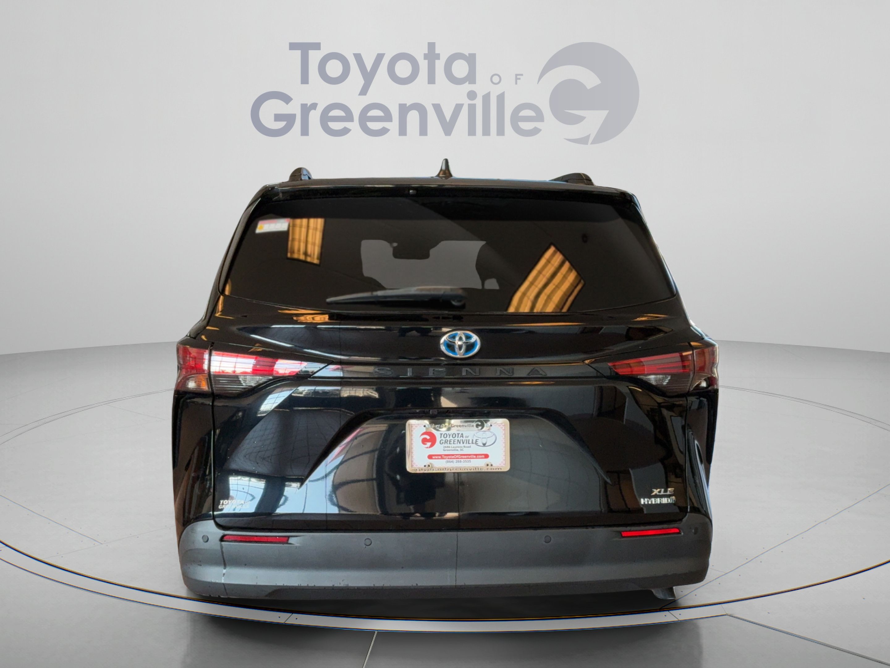 Used 2021 Toyota Sienna XLE FWD image 5
