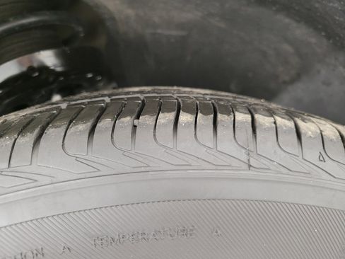 Used 2025 Chevrolet Trax LT w/ LT Convenience Package image 5