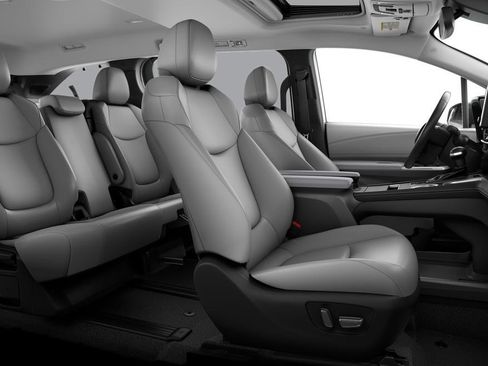 New 2026 Toyota Sienna XLE image 28