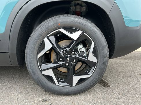 New 2026 Kia Seltos S image 8