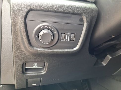 New 2025 Jeep Grand Cherokee L Laredo w/ Luxury Tech Group I image 19