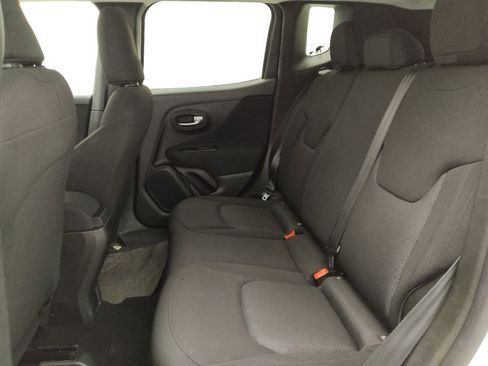 Used 2021 Jeep Renegade Sport w/ Sport Appearance Group FWD image 18