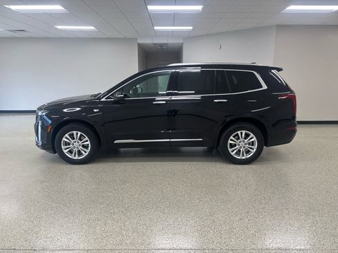 Used 2024 Cadillac XT6 Luxury image 8
