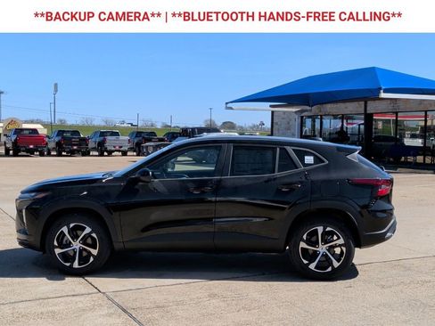 New 2026 Chevrolet Trax RS w/ Sunroof Package image 5