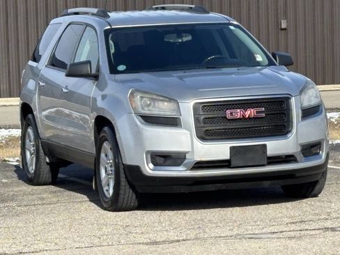 Used 2015 GMC Acadia SLE image 3