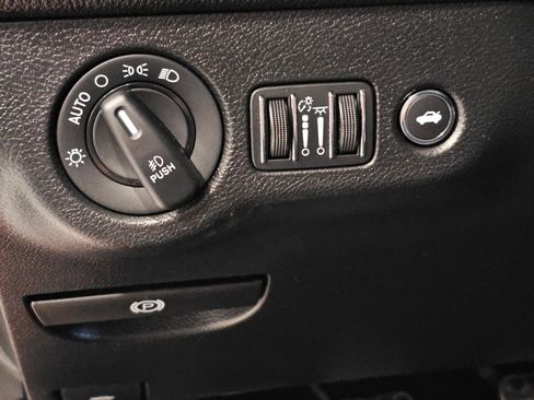 Used 2021 Dodge Challenger R/T Scat Pack w/ Shaker Package image 13