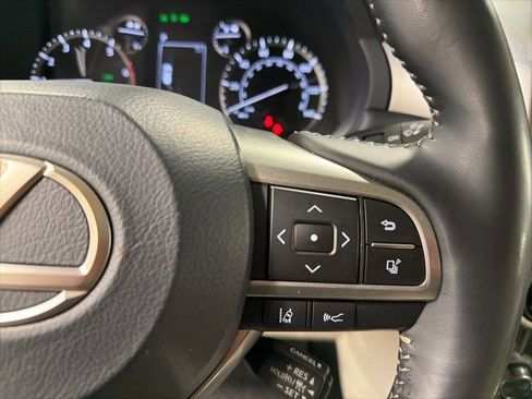 Used 2023 Lexus GX 460 Premium w/ Premium Package image 17