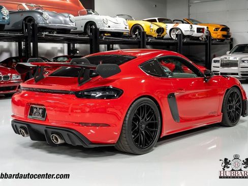 Used 2024 Porsche 718 Cayman GT4 RS RWD image 31