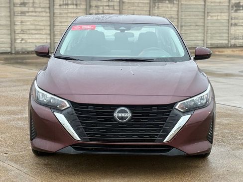 Certified 2024 Nissan Sentra SV image 4