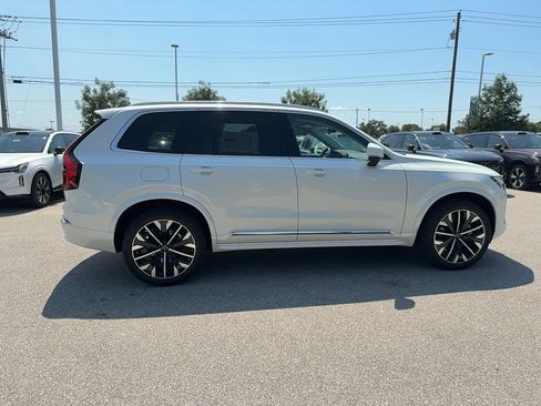 Certified 2025 Volvo XC90 B6 Core w/ Climate Package image 7