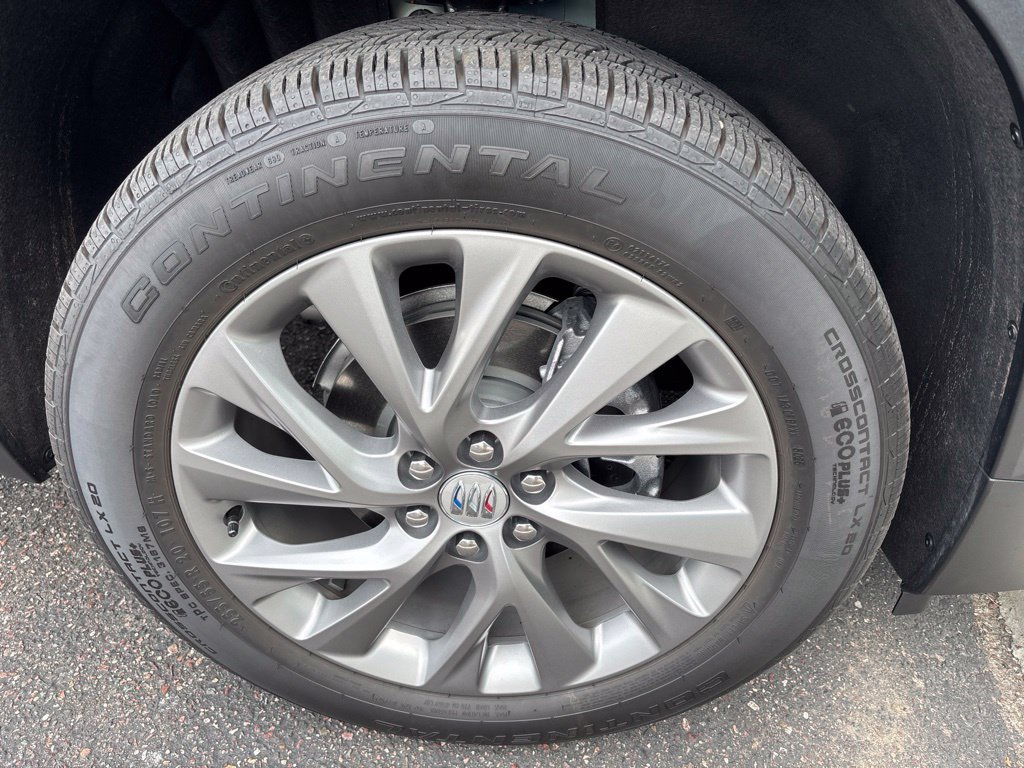 Used 2026 Buick Enclave Preferred w/ LPO, Floor Liner Package AWD/4WD image 6