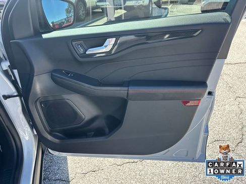 Used 2025 Ford Escape ST-Line image 14