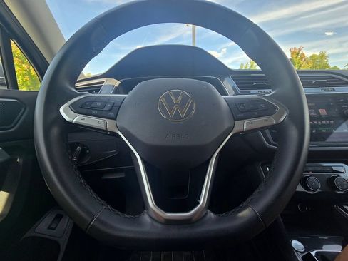 Used 2024 Volkswagen Tiguan Wolfsburg Edition AWD/4WD image 24