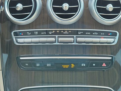 Certified 2022 Mercedes-Benz GLC 300 GLC 300 image 18