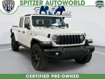 Used 2024 Jeep Gladiator Sport