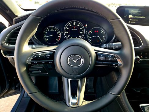 New 2026 MAZDA MAZDA3 2.5 S Hatchback w/ Premium Pkg FWD image 11