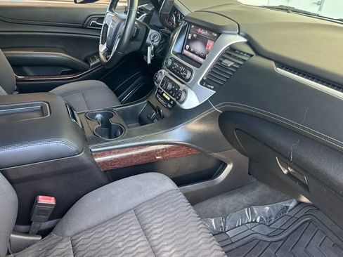 Used 2015 GMC Yukon SLE w/ Convenience Package RWD image 16