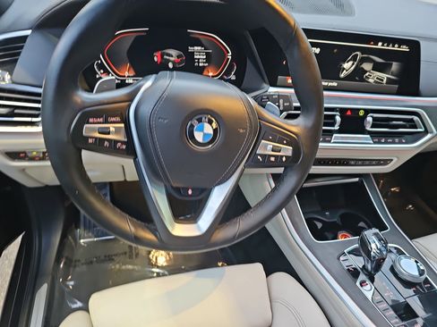 Used 2022 BMW X5 sDrive40i w/ Premium Package image 18