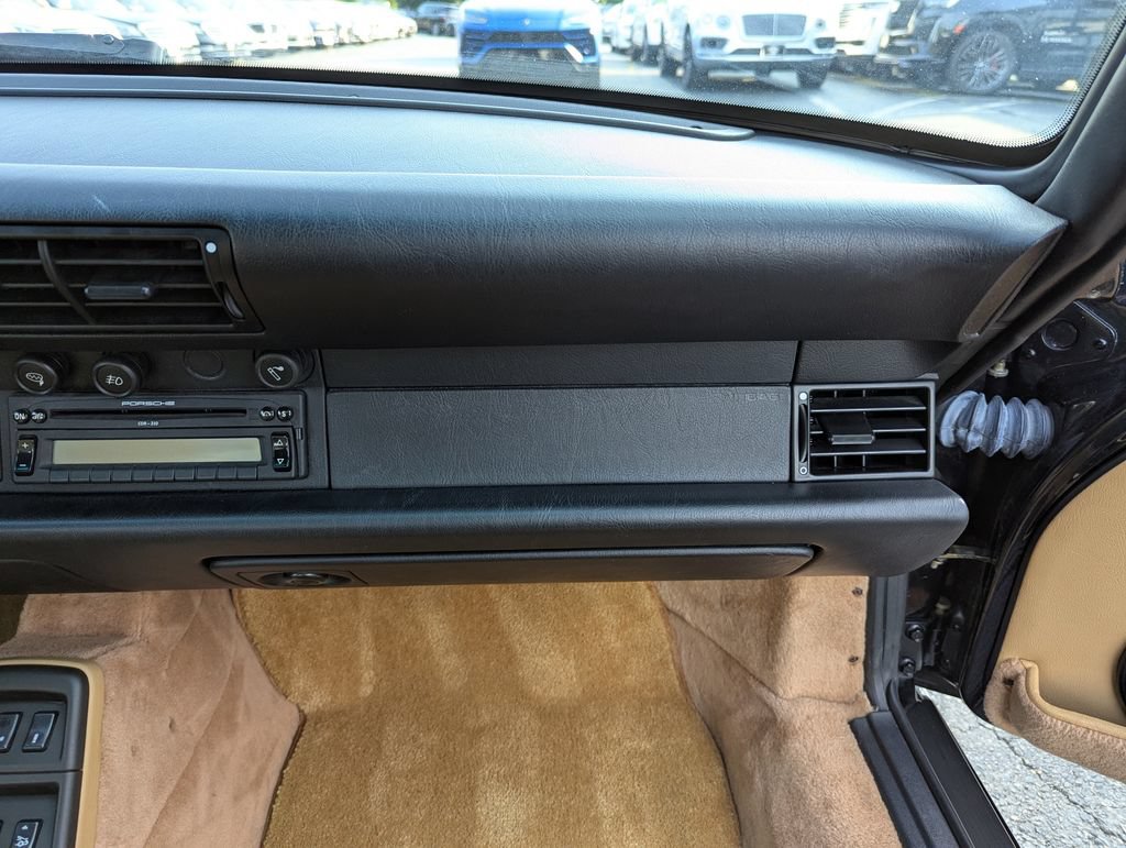 Used 1997 Porsche 911 Carrera RWD image 32
