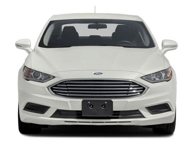 Used 2017 Ford Fusion SE w/ Fusion SE Technology Package FWD image 4