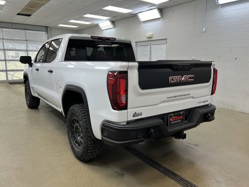 Used 2024 GMC Sierra 1500 AT4X w/ AT4X AEV Edition image 8