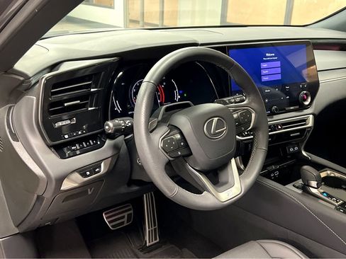 Certified 2023 Lexus RX 350 F Sport w/ Accessory Package AWD/4WD image 38
