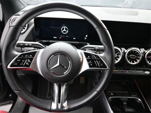 New 2025 Mercedes-Benz GLA 250 image 7