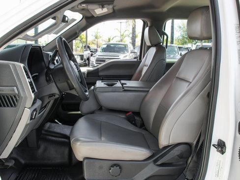 Used 2022 Ford F350 XL w/ Power Equipment Group image 17