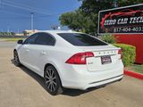 Used 2016 Volvo S60 T5 Premier image 3
