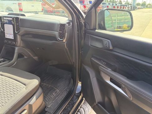 Used 2024 Ford Ranger XLT w/ Technology Package AWD/4WD image 16