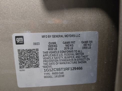Used 2024 Chevrolet Malibu LS FWD image 33