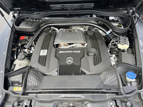 Certified 2025 Mercedes-Benz G 63 AMG 4MATIC image 35