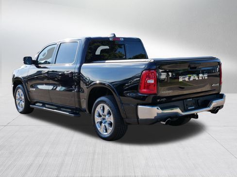 Used 2025 RAM 1500 Big Horn AWD/4WD image 5