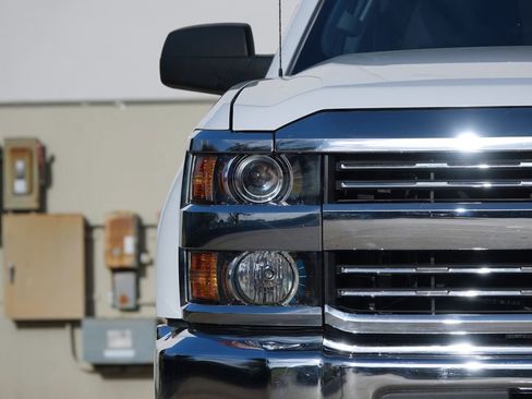 Used 2018 Chevrolet Silverado 2500 W/T w/ WT Convenience Package image 17