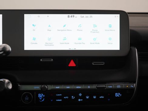 Certified 2023 Hyundai Ioniq 5 Limited AWD/4WD image 17