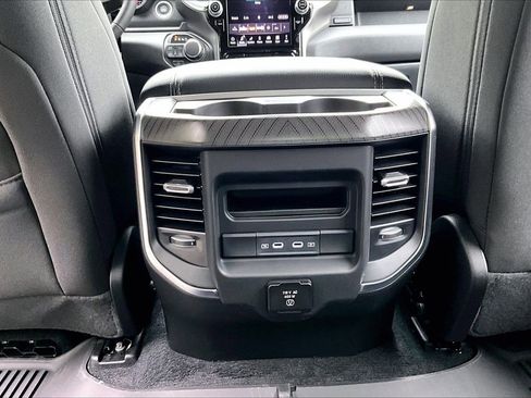 New 2026 RAM 1500 4x4 Crew Cab image 16