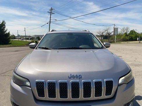 Used 2019 Jeep Cherokee Limited image 13