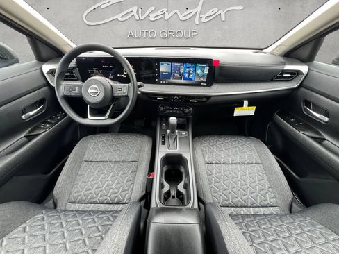 New 2026 Nissan Kicks SV w/ SV Premium Package FWD image 21