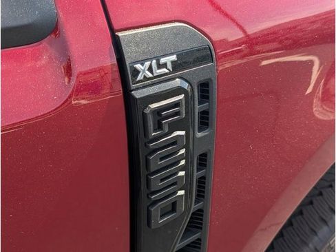 New 2026 Ford F250 XLT w/ XLT Premium Package image 9