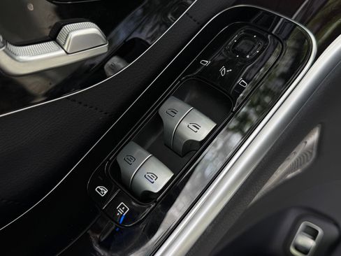 Used 2023 Mercedes-Benz S 580 4MATIC Sedan image 84