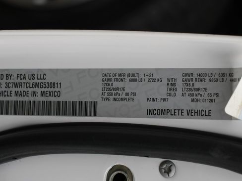 Used 2021 RAM 3500 Tradesman w/ Chrome Appearance Group image 47