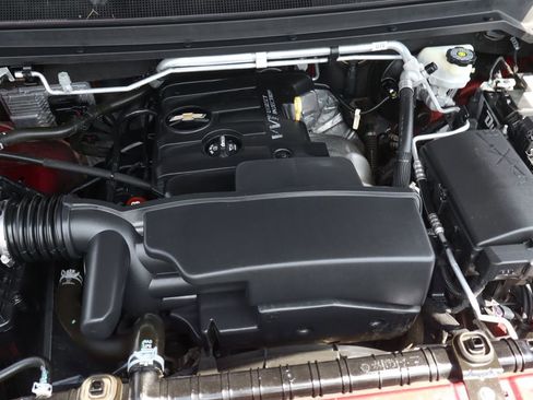 Used 2017 Chevrolet Colorado LT w/ LT Convenience Package RWD image 13