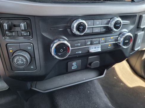 Used 2024 Ford F150 XLT w/ Tow/Haul Package AWD/4WD image 17