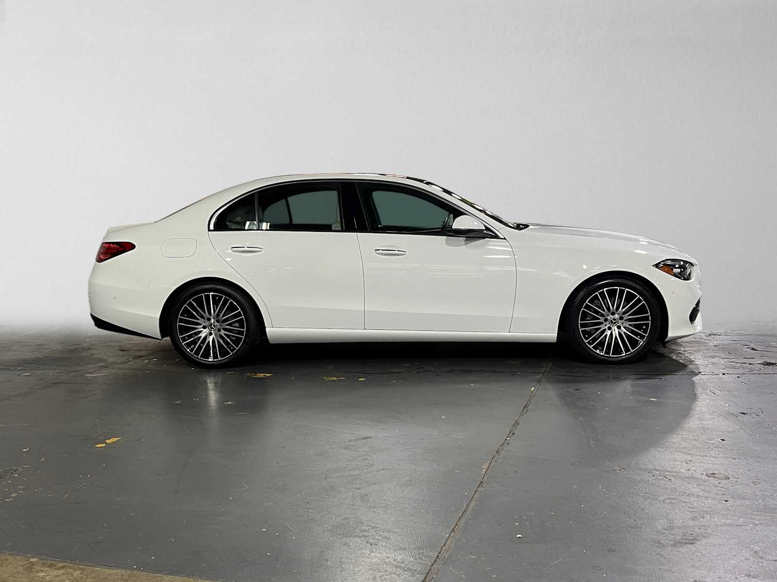 Used 2026 Mercedes-Benz C 300 4MATIC Sedan image 2