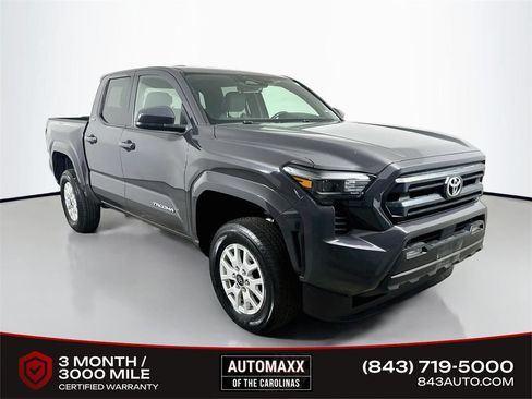 Used 2025 Toyota Tacoma SR5 AWD/4WD image 1