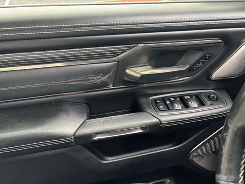 Used 2019 RAM 1500 Limited image 25