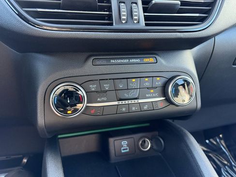 Used 2023 Ford Escape ST-Line image 33