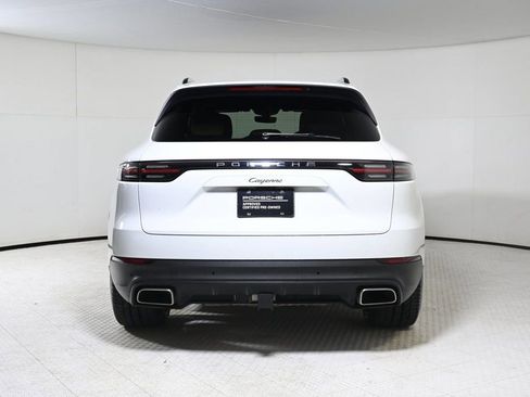 Certified 2022 Porsche Cayenne image 6